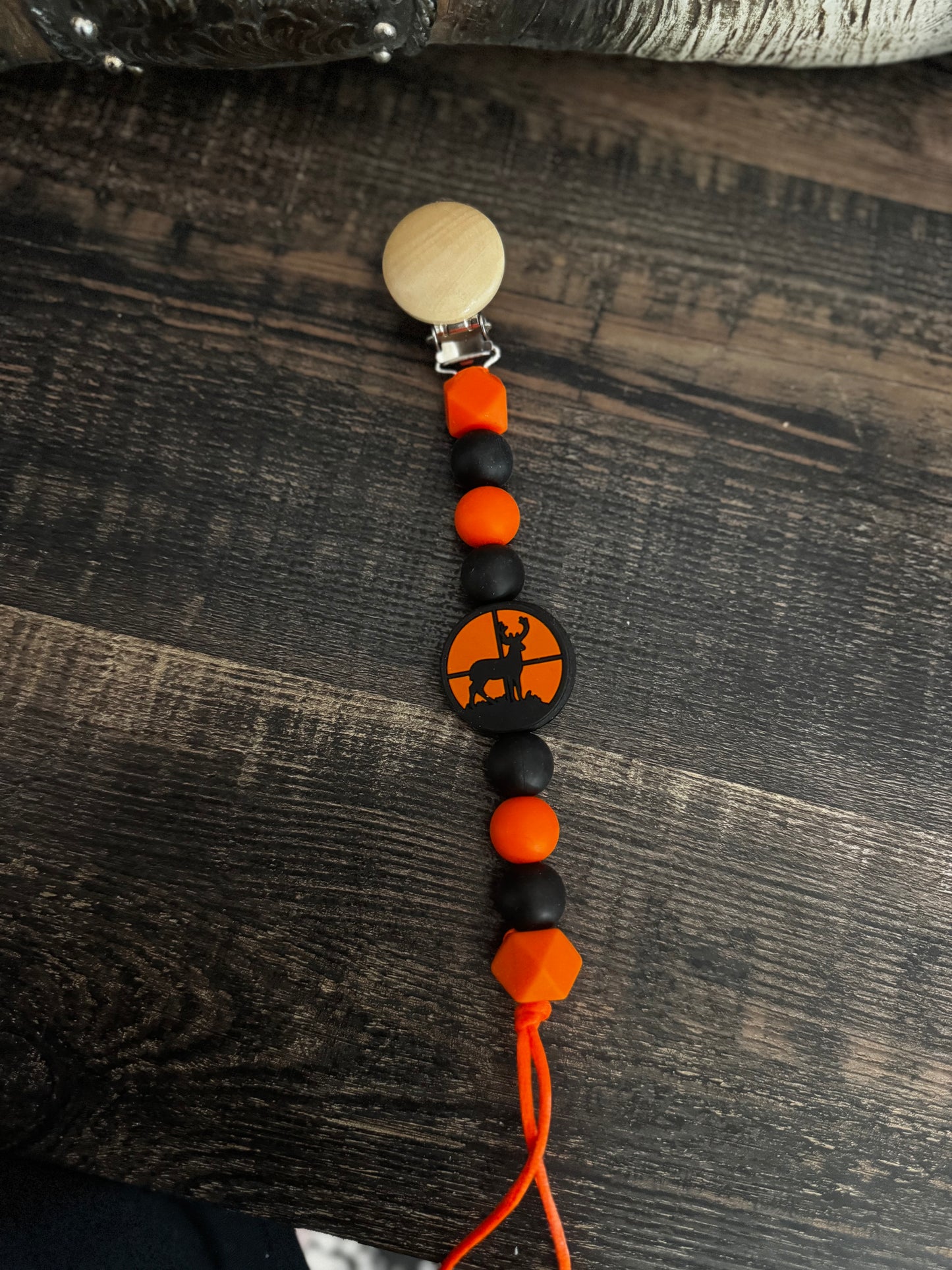 Deer Scope Silicone Pacifier Clip