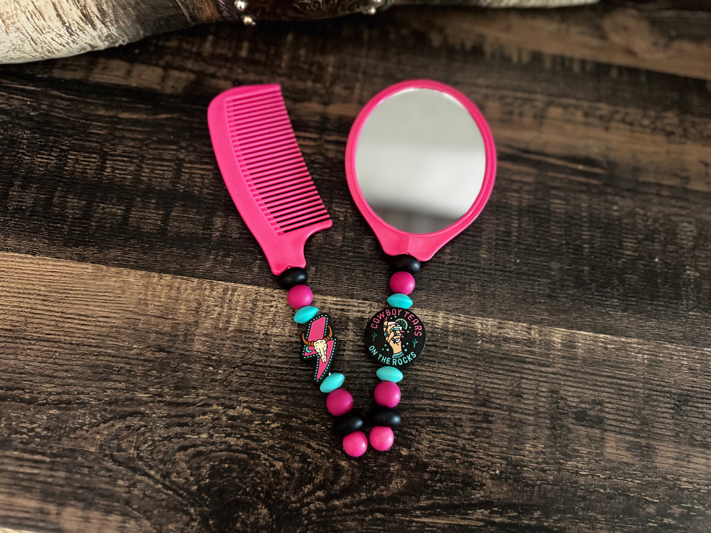Black N Pink Western Comb Set